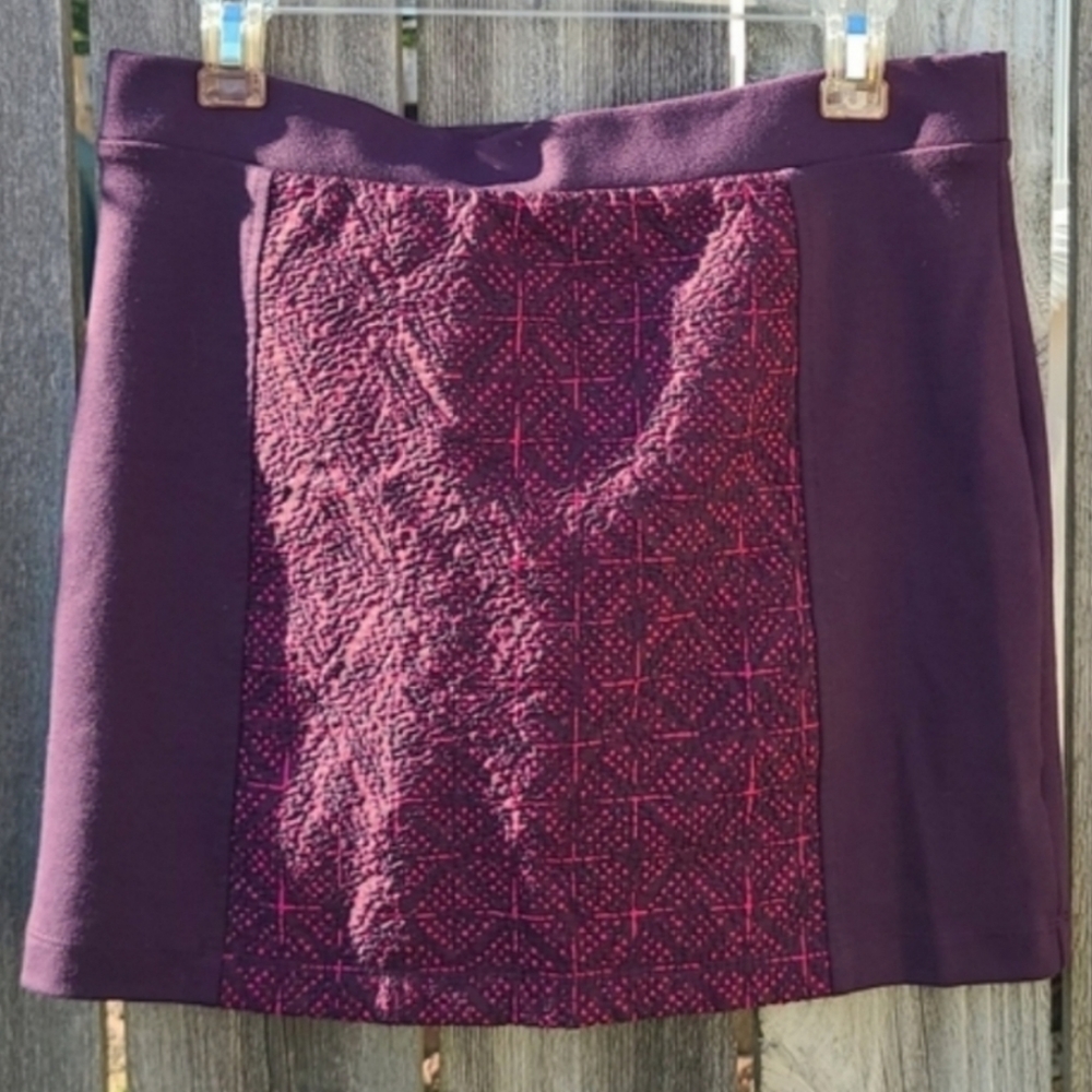 American Eagle Skirt in Raspberry Magenta Wine Purple Colors
